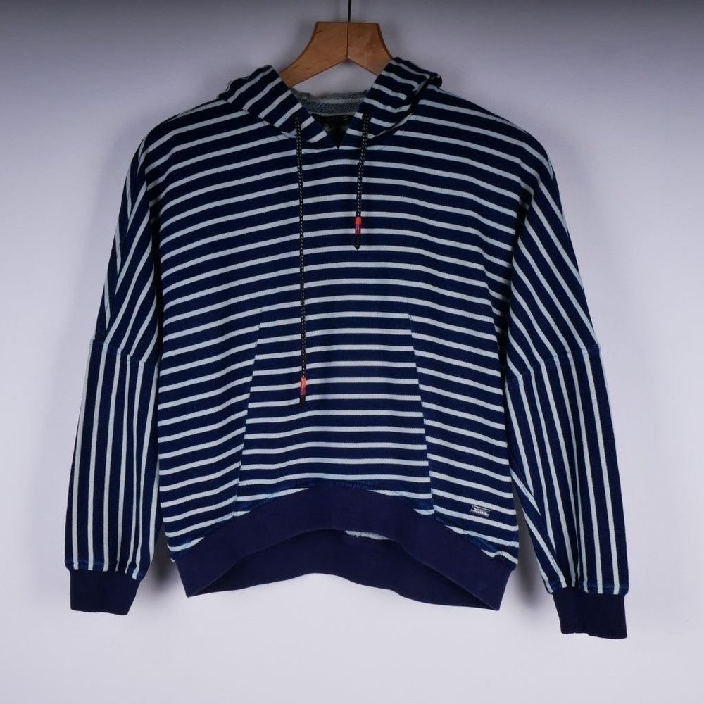 TITIKA 100% Stripe Crop Hoodie NWT Navy Blue